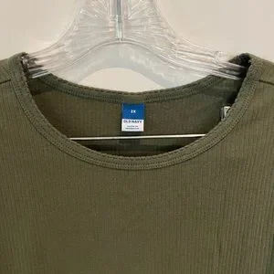 T-shirt Femme Old Navy Taille M - Manches Courtes, Vert Clair, Occasion En Très Bon état